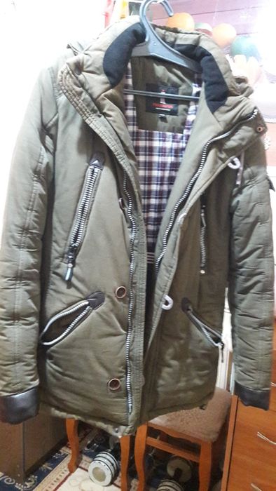Куртка фирменная  очень тёплая
