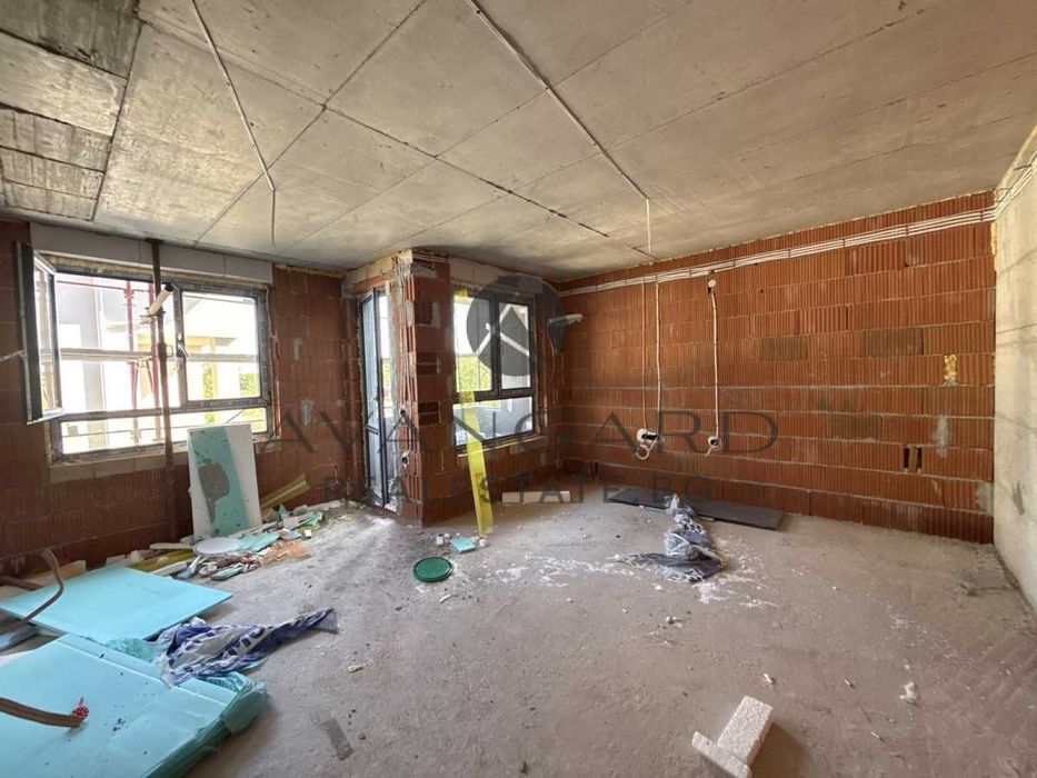 оф.22501 Двустаен Прослав / Бутикова Сграда