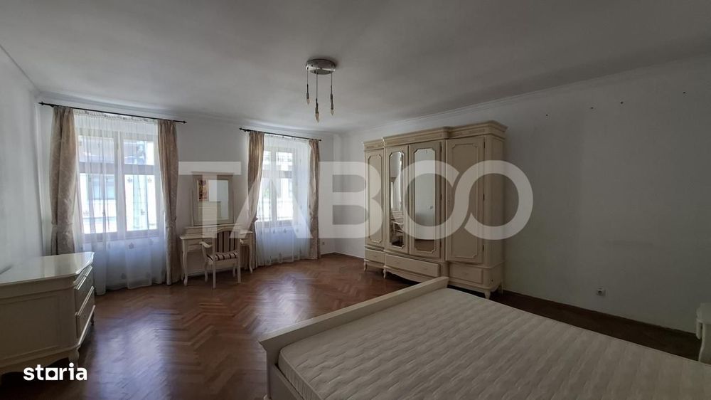 Apartament 2 camere de vanzare 70 mp in Centrul Istoric al Sibiului — fotografia 1