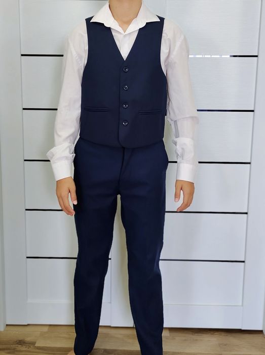 Школьная форма тройка