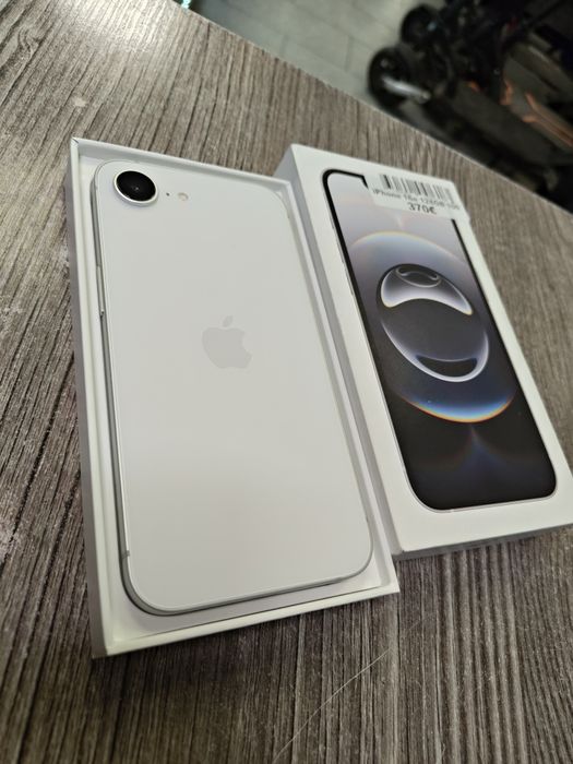 iPhone 16e White / 128GB / 100%