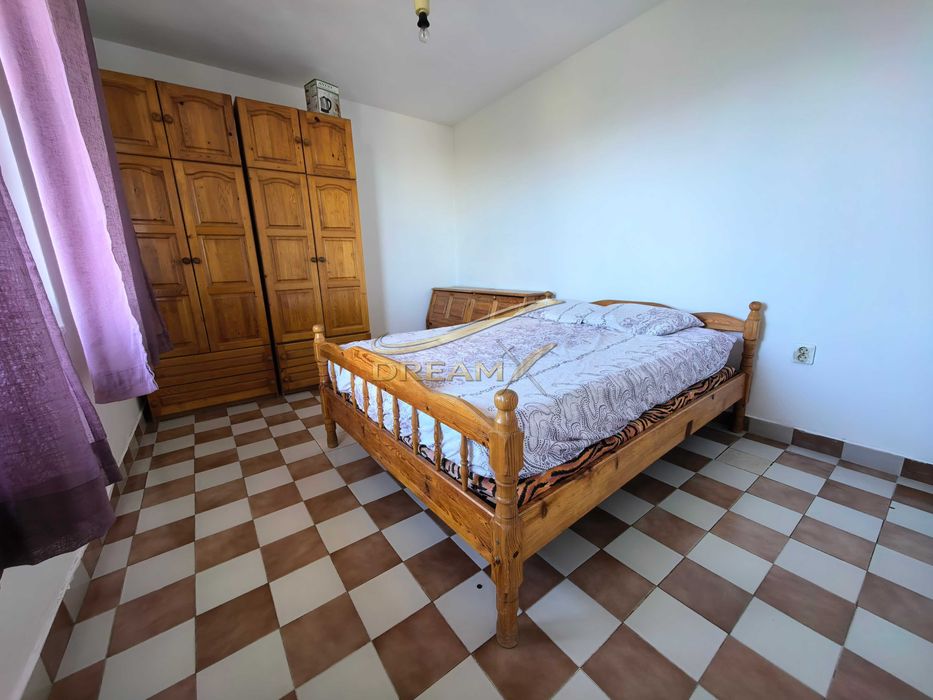 Дава се под таем Тристаен в Захарна фабрика! 71808407