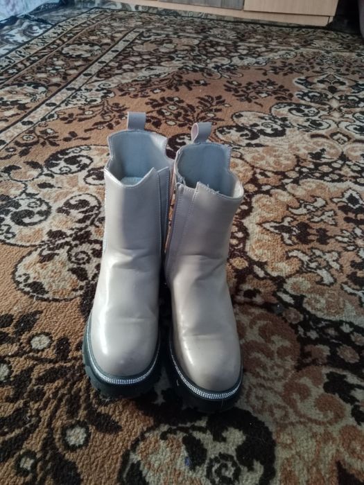Продам сапоги41р