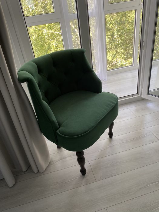 Кресло классическое