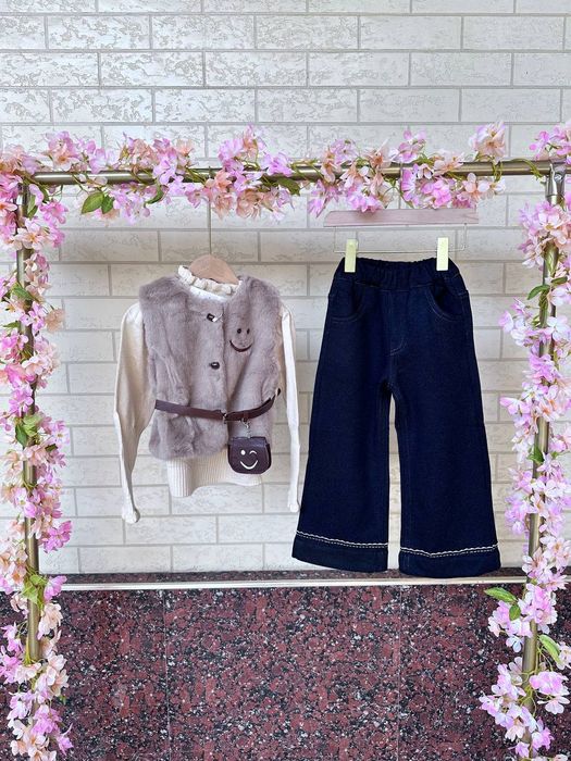 Детский комплект для девочки  Жилет  свитер  брюки Тёплый