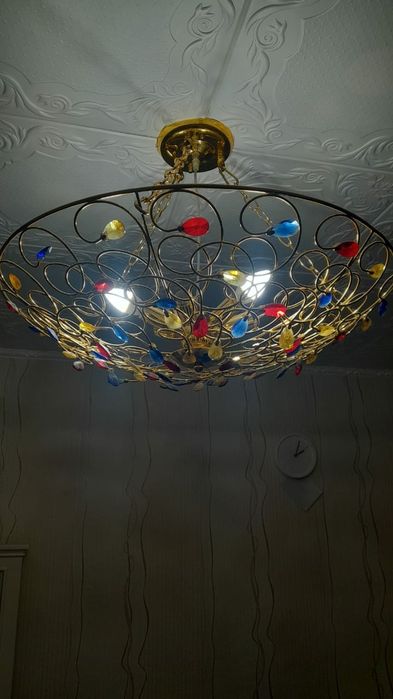 Люстра шестирожковая