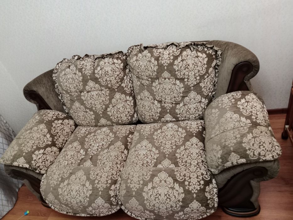 Срочно продам тройку