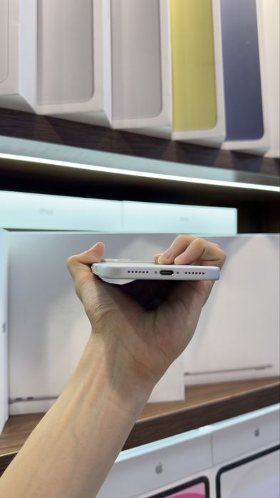 iphone 17 pro max naxtka va nasiya savdoga
