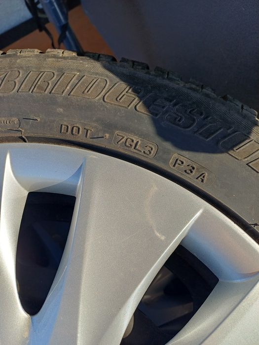 Jante BMW cu cauciucuri iarna 195 55 16 Bridgestone