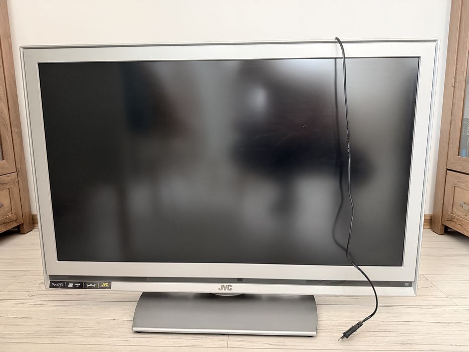 Телевизор JVC - lcd дисплей, 50”