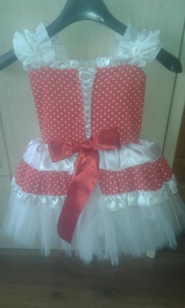 Красива детска рокля