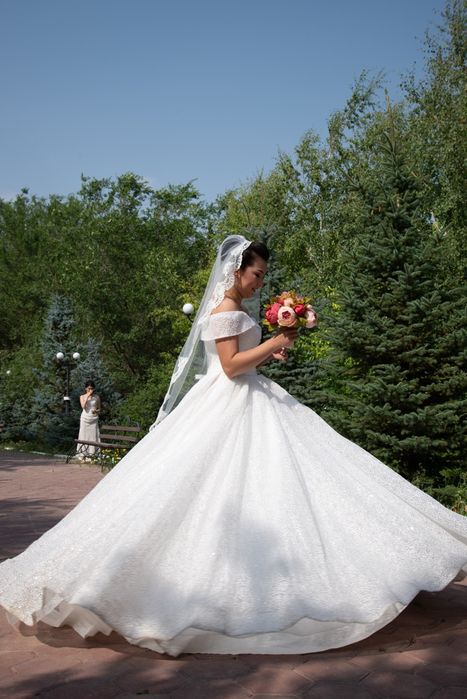 Продам свадебное платье