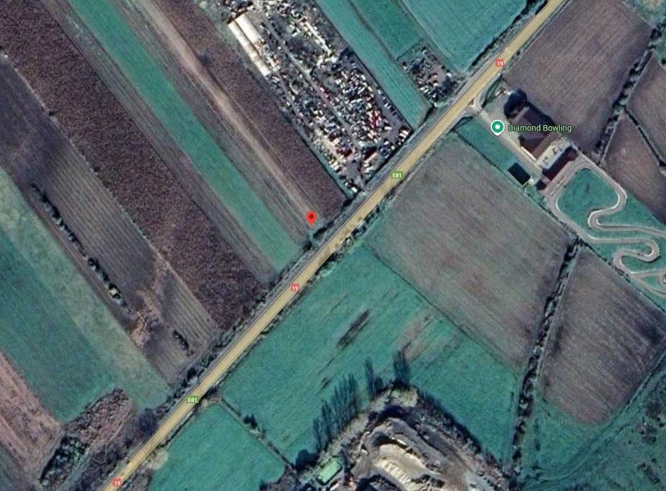 Teren de vânzare între Botiz și Ciuperceni la drum principal 1 Ha