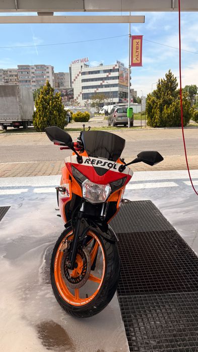 honda cbr 125r 2015