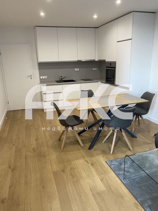 Двустаен луксозно обзаведен апартамент в кв. Младост 2 до МЕТРОСТАНЦИЯ