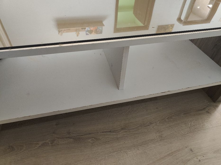 Разтегателен диван с ракла и холна маса