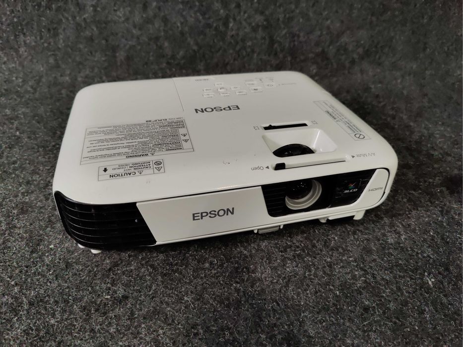 Продам проектор H720B