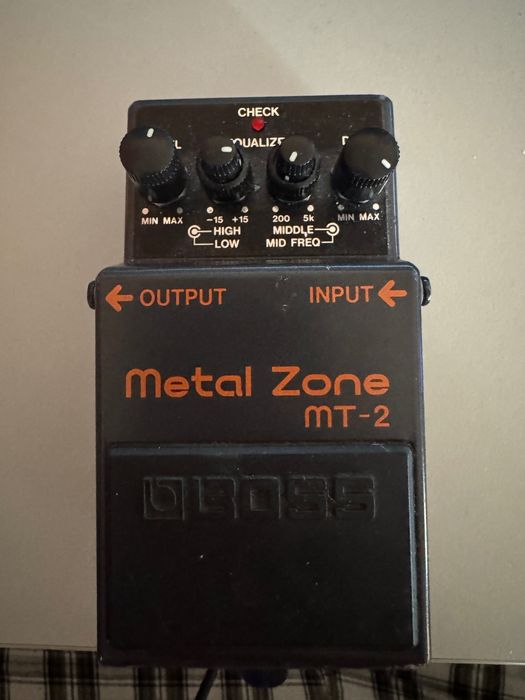 Boss Metal Zone mt 2