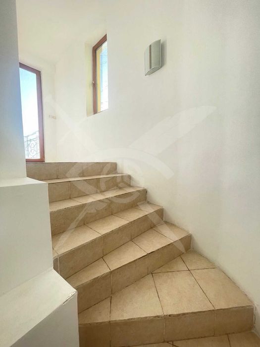 Продава се Къща в Варна, Бриз - 198 кв.м за 1465 €/кв.м - Снимка #6