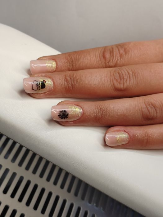 Oferta unghii cu gel