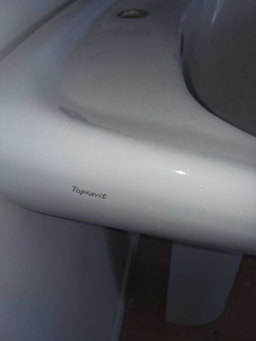 Продам раковину б/у Topravit
