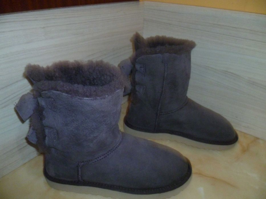 UGG оригинални ботуши №40
