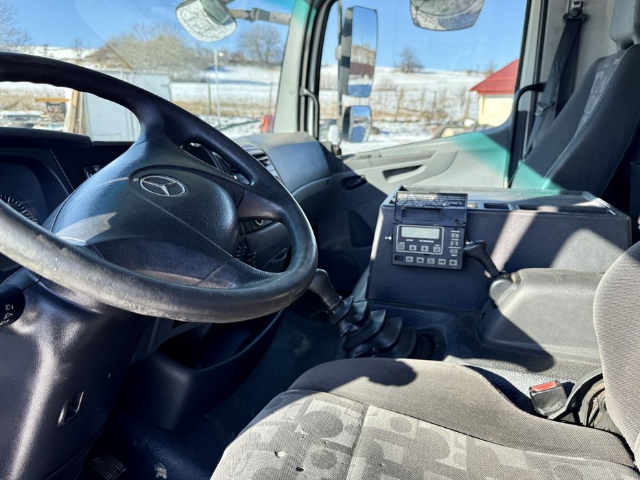 Mercedes-Benz Atego 818 sasiu gol