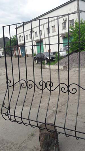 Решётки на окна.