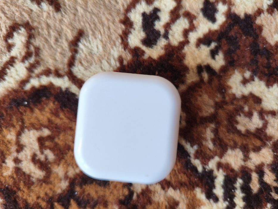 Apple original quvvatlovchi