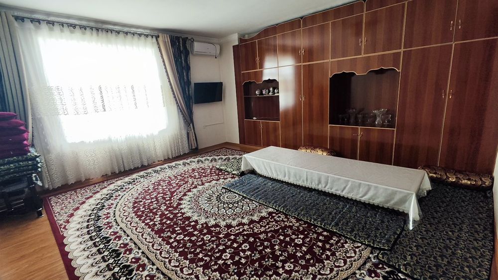 Kvartira 110 kv.m Shaxrisabz Med texnikum ro'parasida