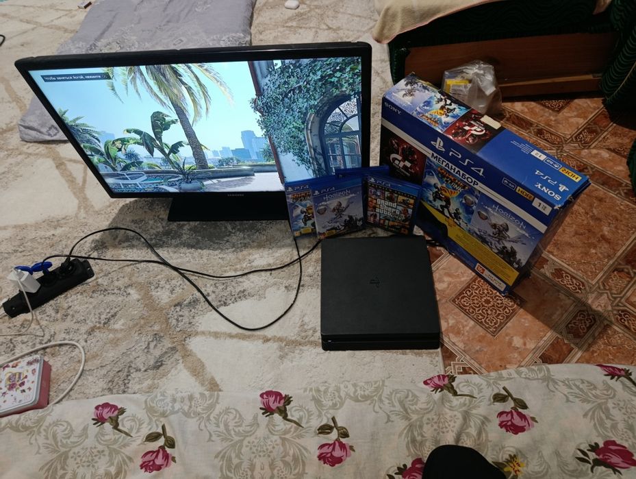 PlayStation 4 СНИЛС плюс телевизор