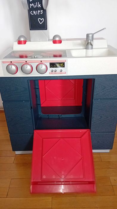 Bucătărie de jucărie cu accesorii și sunete