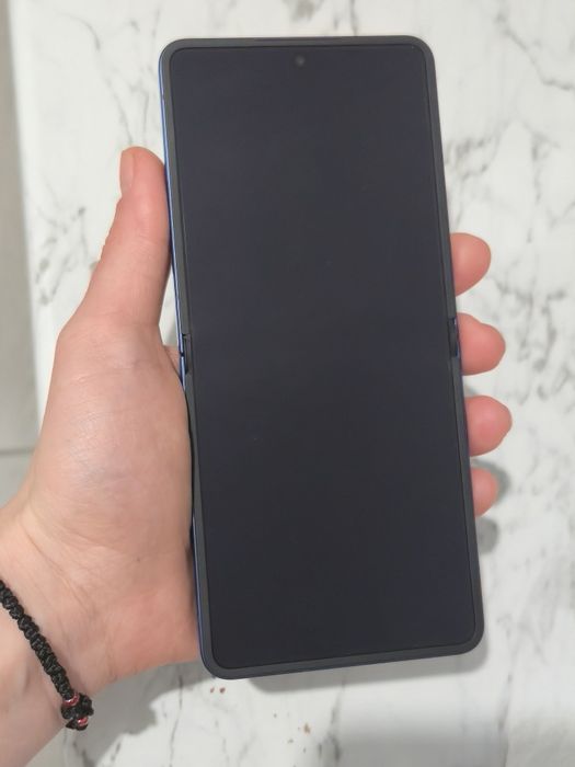 Vand/schimb Samsung Z Flip7 256gb
