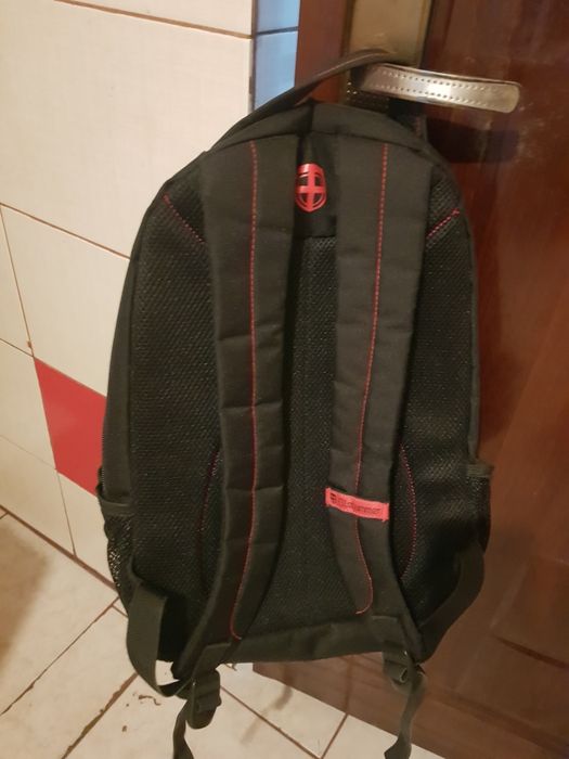 Gheozdan  pt laptop si tableta
