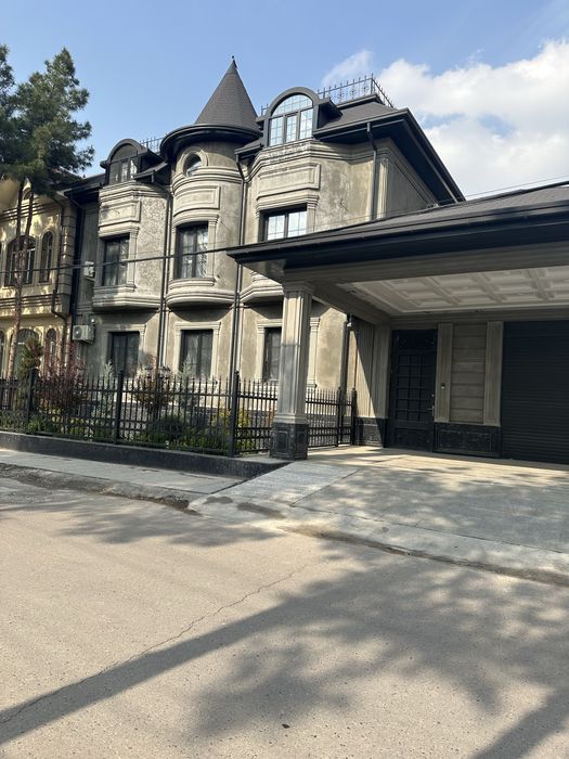 Продаю участок в Центре Луначарском