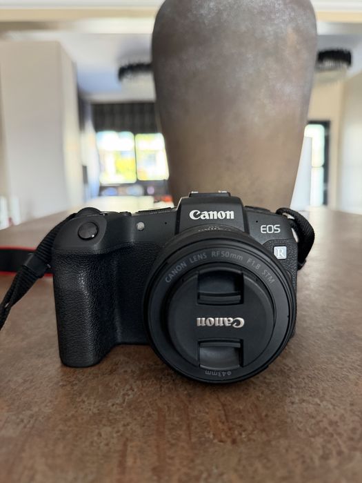 Canon Eos RP + 50mm 1.8 STM + gimbal