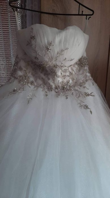 Дамска сватбена рокля