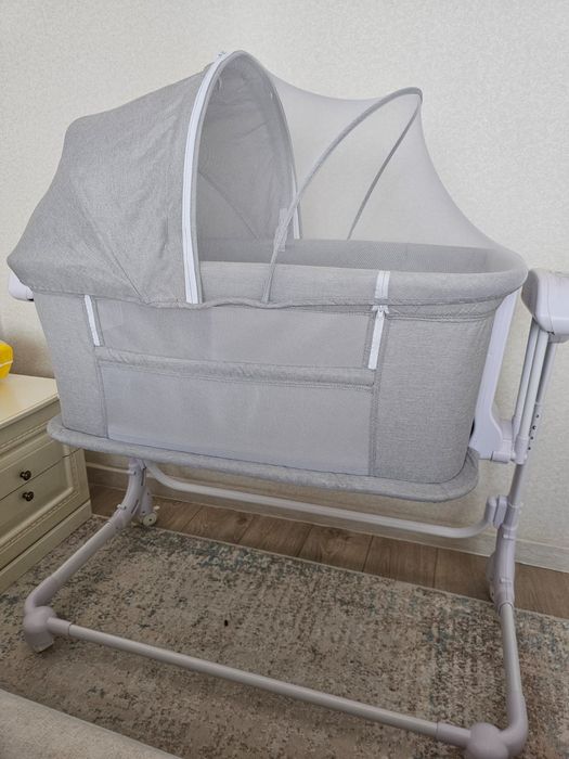 Манежка для детей с пультом и музыкой