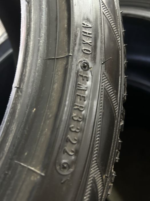 Гуми 215/45/18 Зимни Falken  2 броя