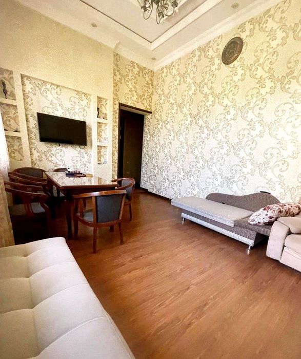 8 соток 7 комнаты Гузал махалля Евро дом.