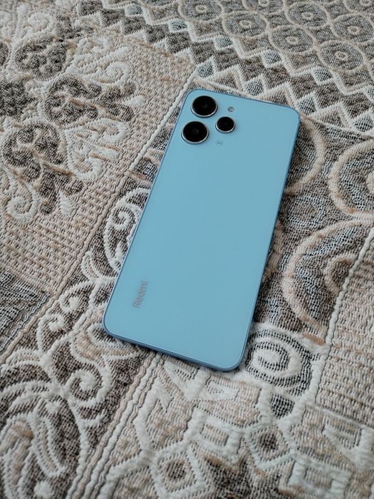 Xiaomi redmi 12 8/256gb