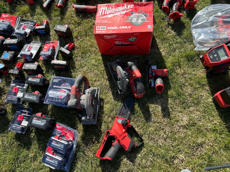 Инструменти МИЛУОКИ и батерии MILWAUKEE