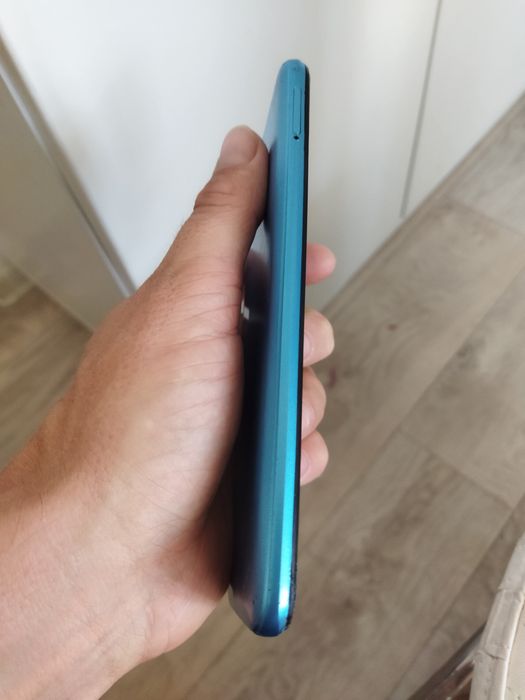 Телефон смартфон realme c11