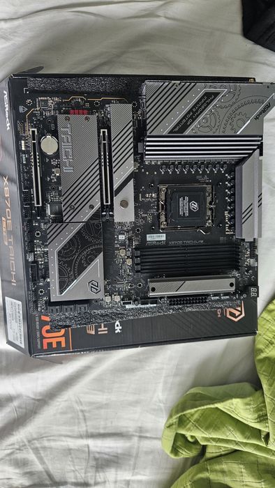 Дънна платка asrock x870e taichi lite