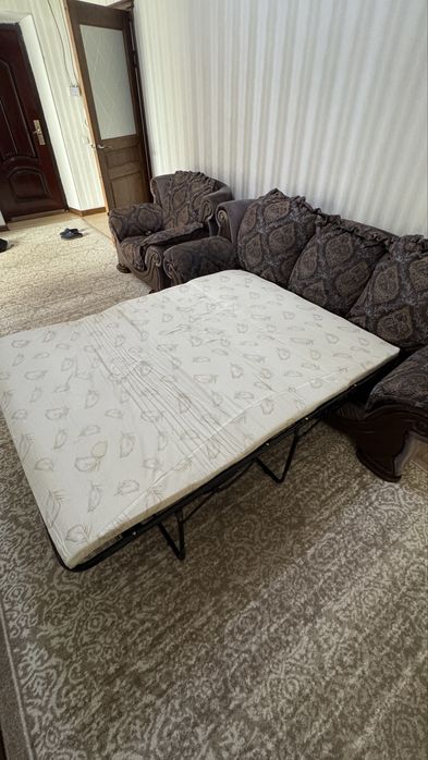 Продам диван тройку