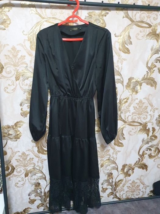 Вечернее платье с ремнем