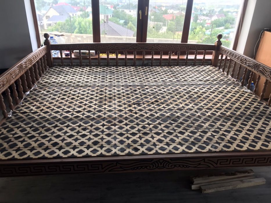 Топчан тапчан тапшан