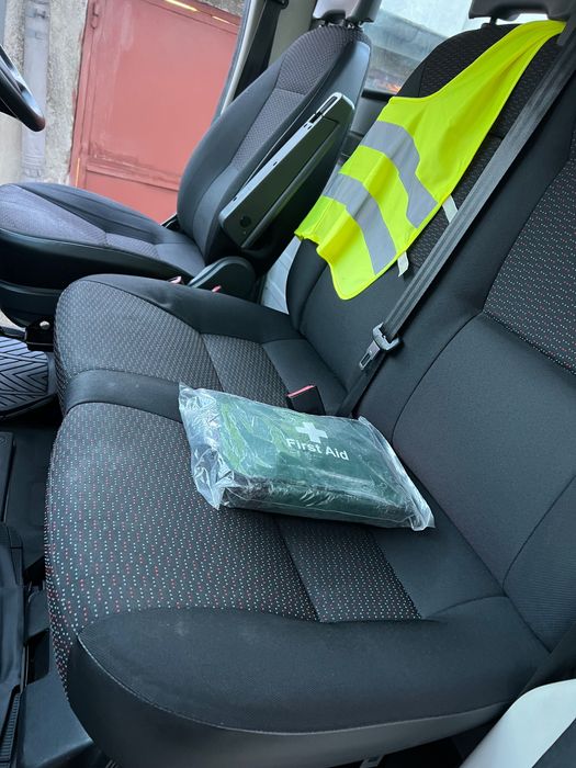 Продавам Пежо Боксер пътна помощ