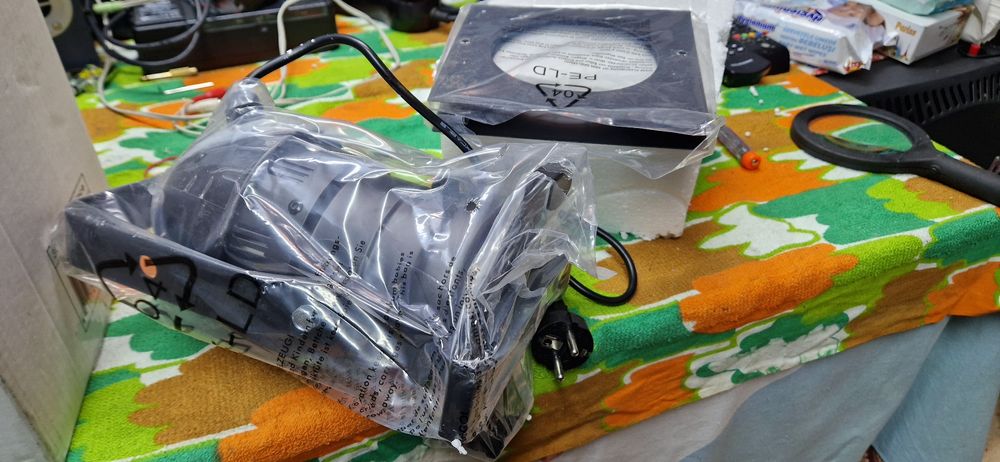 Proiector Showtec cdm par 35 negru