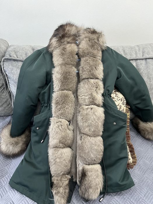 Продам верхнюю одежду